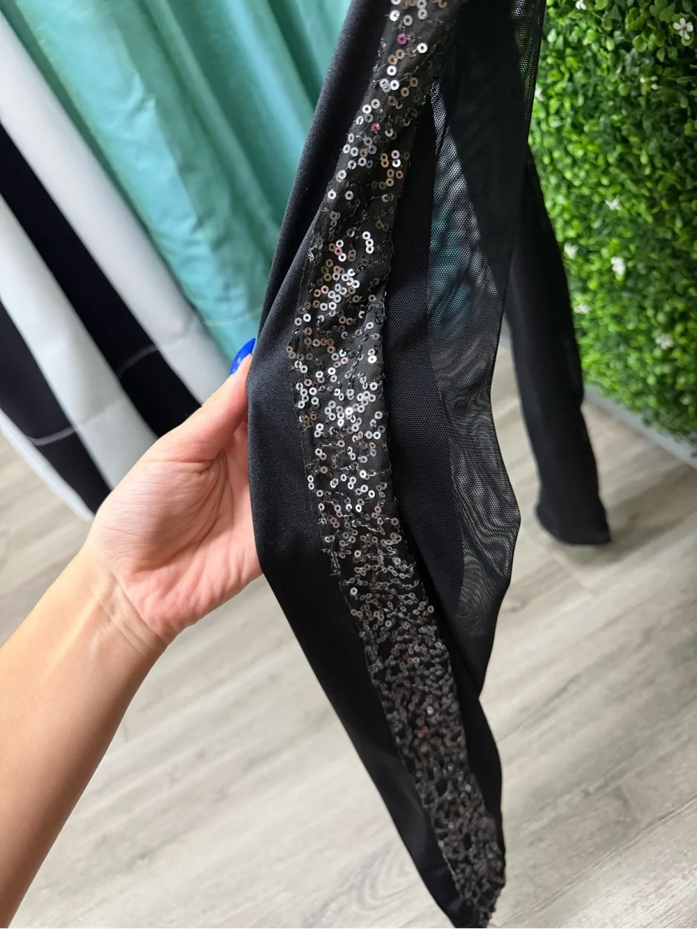 Tenth House stylish black